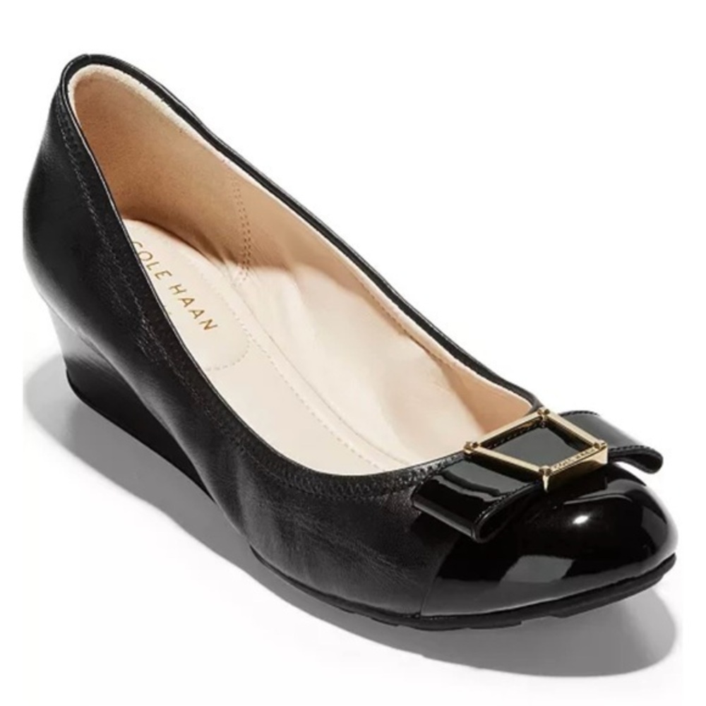 Cole Haan Emory Bow Wedge Pumps in Black Size 6.5B
